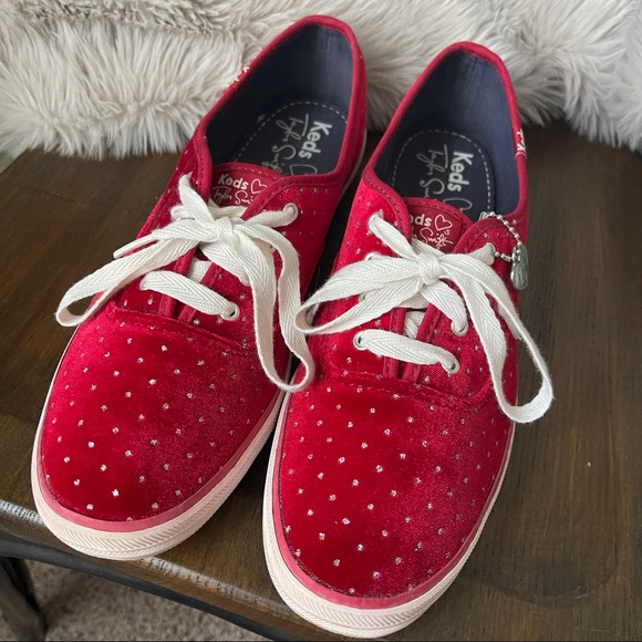 ⛔️SOLD⛔️Keds Taylor Swift Champion Velvet Sneakers - Picture 6 of 8